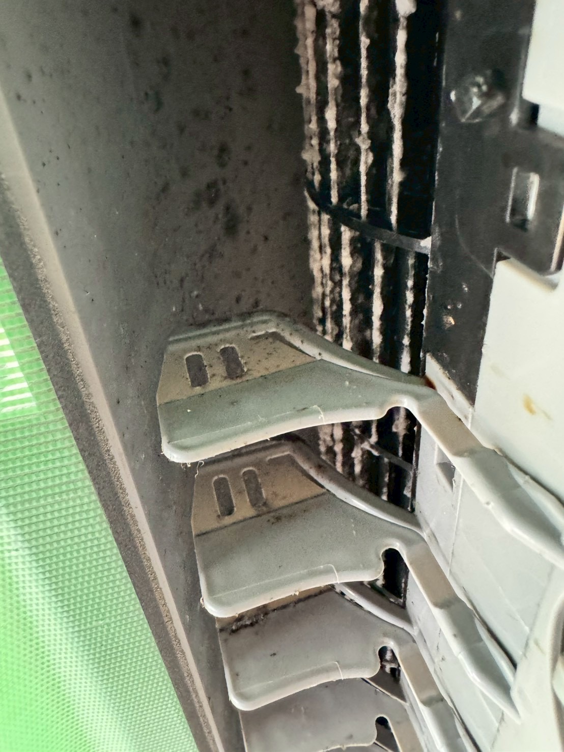 【お掃除機能大歓迎】空気まで気持ちいいエアコンクリーニング